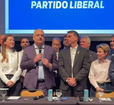 Flávio anuncia Alfredo Gaspar como vice em chapa pura