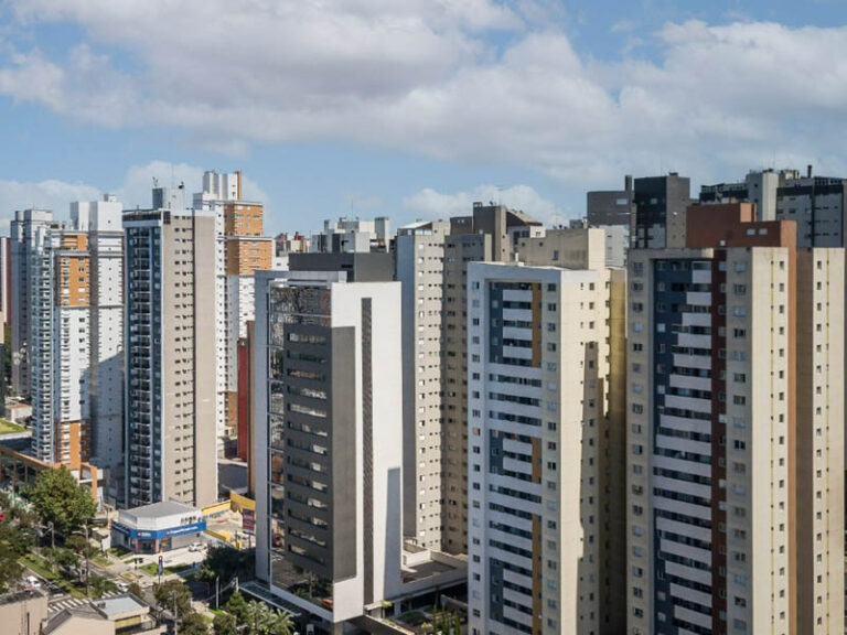 Aluguel comercial sobe 12,85% em Curitiba e ultrapassa inflação