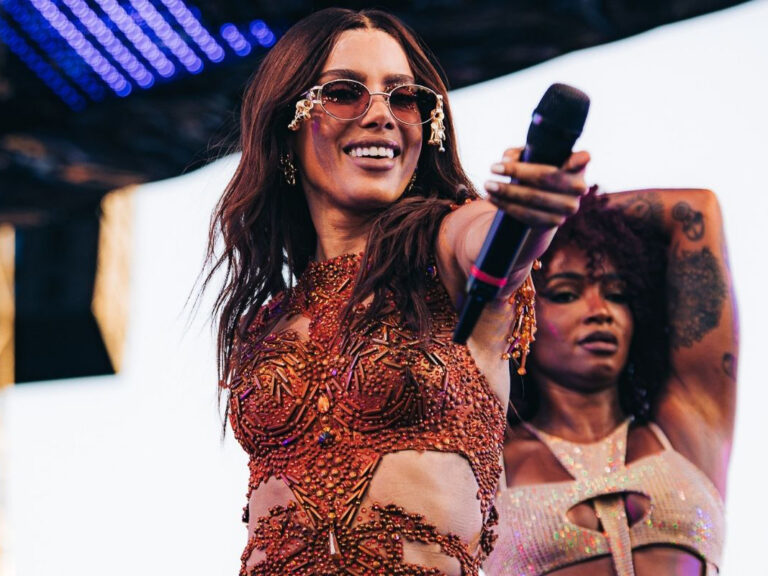 Anitta abre venda geral de ingressos para show de pré-carnaval em Curitiba