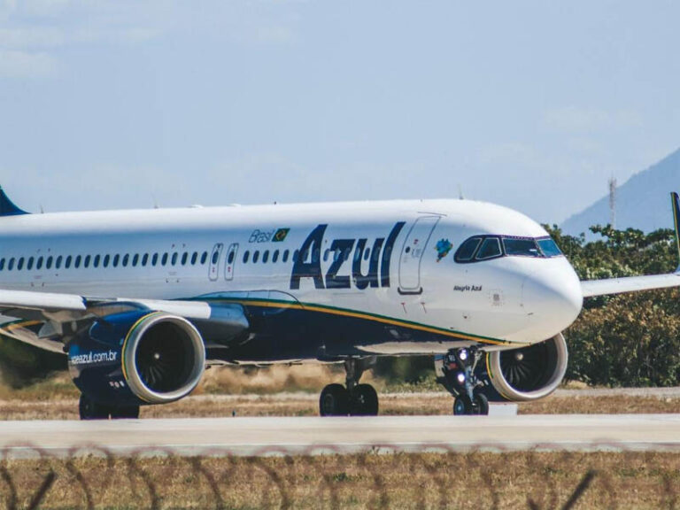 Prefeitura de Londrina negocia ampliação de voos com Azul no aeroporto