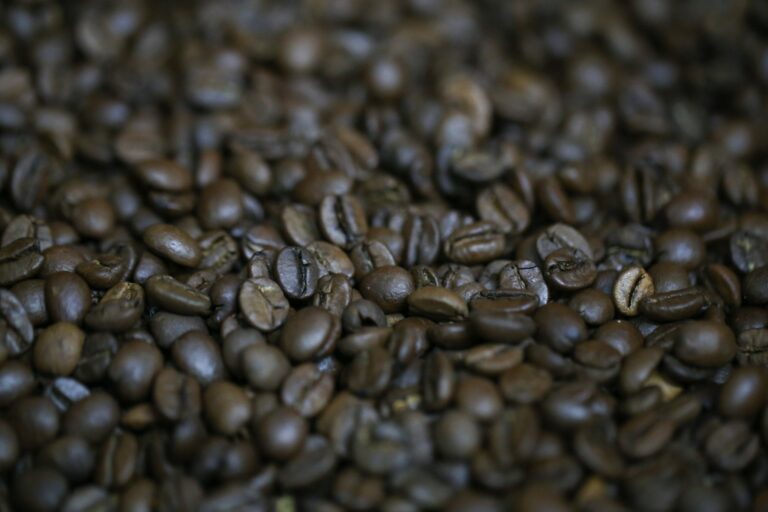 Preços do café caem mais de 4% em NY com perspectiva de maior oferta brasileira