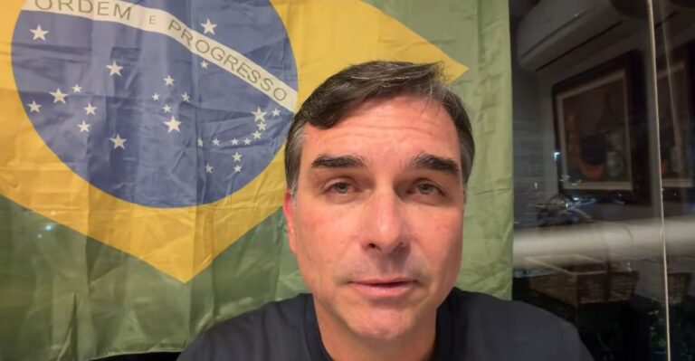 Flávio Bolsonaro começa campanha em São Paulo nesta quinta-feira