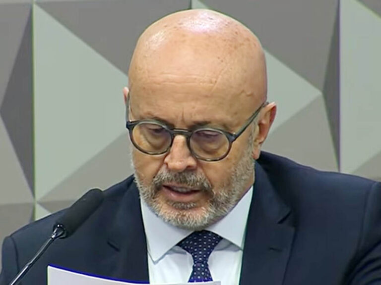 Lobista articula acesso ao governo federal em conversas com assessor
