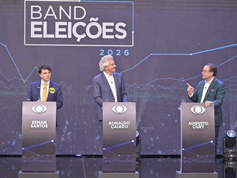 Lula e Flávio Bolsonaro faltam ao primeiro debate presidencial