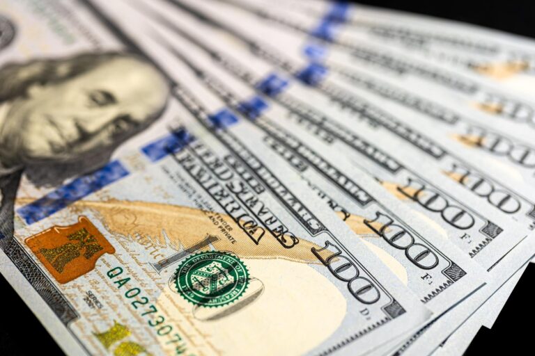 S&P 500 e Nasdaq caem com queda em ações de tecnologia