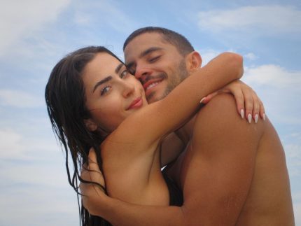 Jade Picon se declara a André Lamoglia no aniversário do ator