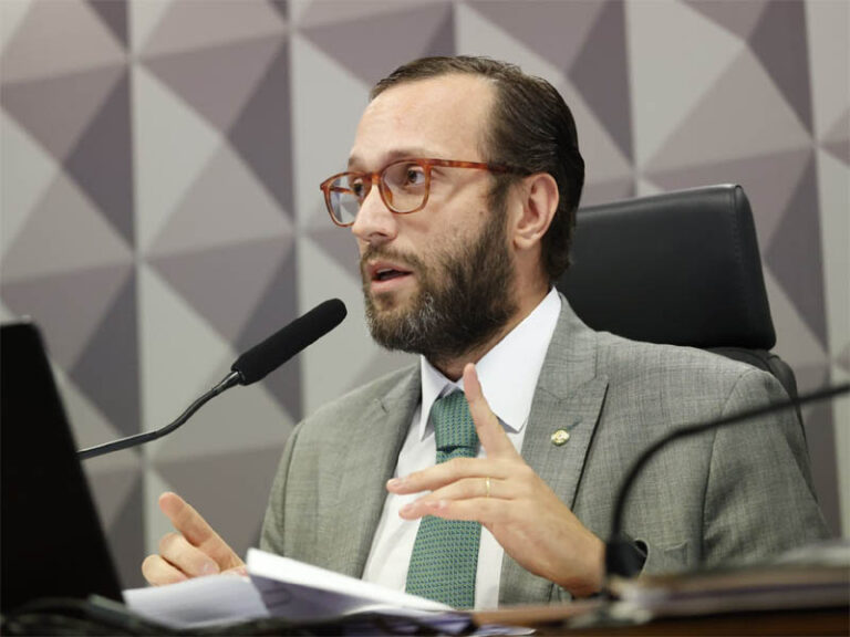 Justiça Eleitoral condena Filipe Barros por impulsionamento pago de ataques