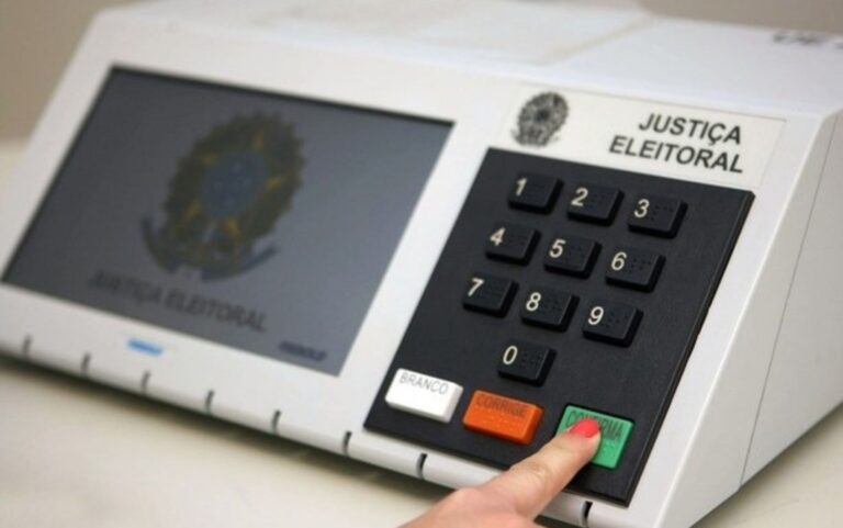 TSE aprova regras para uso de inteligência artificial nas eleições de 2026