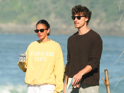 Shawn Mendes assume romance com Bruna Marquezine em post de aniversário