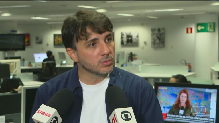 Justiça bloqueia até R$ 61,8 mil em previdência de Renan Santos e 17 reus