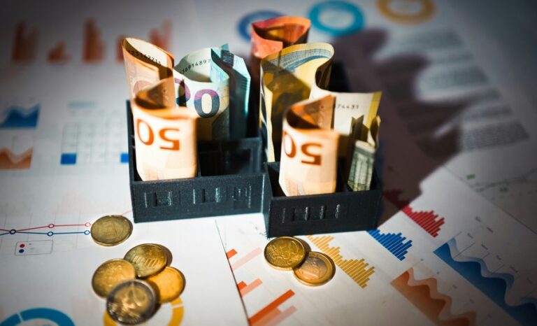 XP Investimentos alerta para riscos fiscais após corte da Selic a 14%