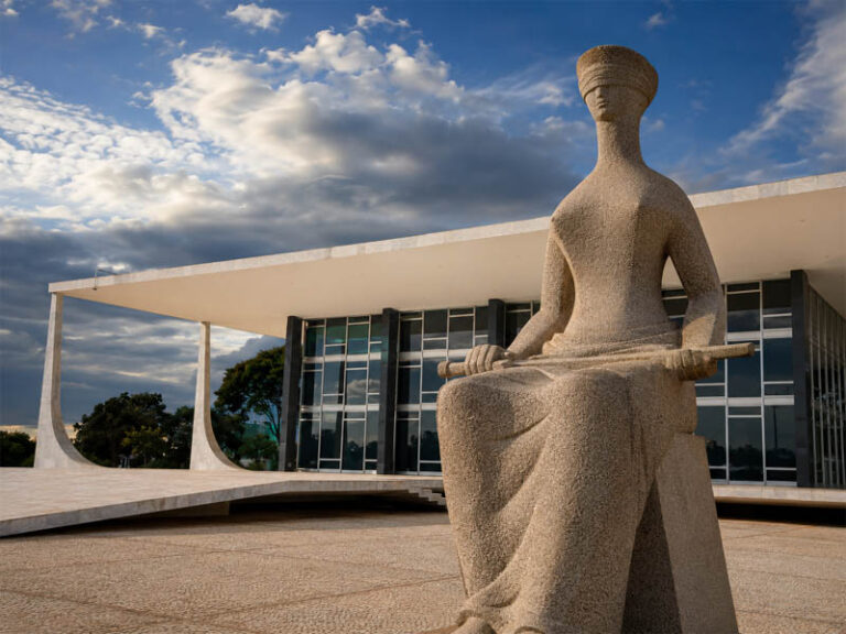 Quando um magistrado vira tribunal: a crise da colegialidade