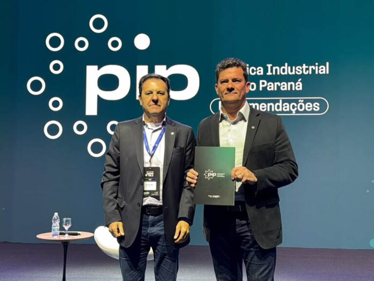 Moro defende governo digital e redução da burocracia no Paraná