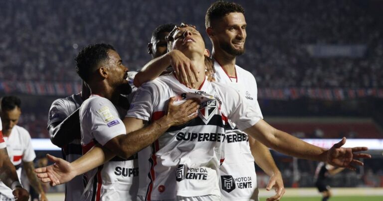 São Paulo vence RB Bragantino e encerra jejum de 12 jogos no Brasileirão