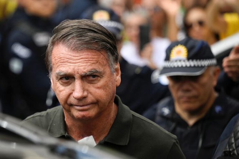 Ministros do STF descartam revogação de restrição a visitas de Bolsonaro