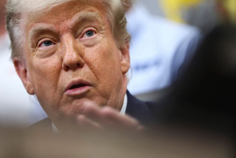 Trump afirma que seu avião seria alvo do Irã em possível ataque