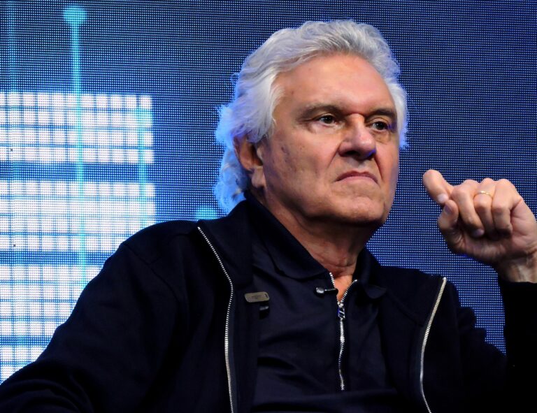 Caiado defende anistia a Bolsonaro e compara com caso de Lula