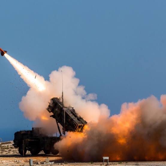 EUA avançam em negociações sobre mísseis Patriot para Ucrânia