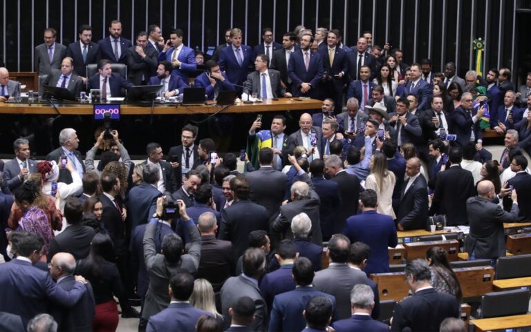 G1 explica diferenças entre deputado estadual e federal em série de vídeos