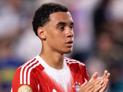 Musiala tem desmaios em duas partidas seguidas na pré-temporada do Bayern