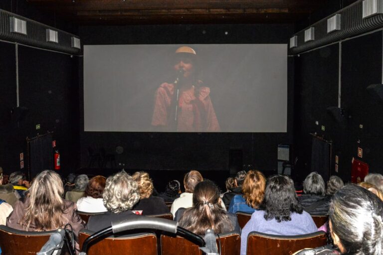 Cinemateca de Curitiba contrata empresas para digitalizar 20 horas de filmes