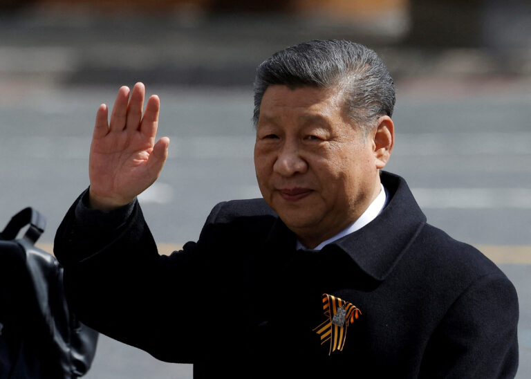 Xi Jinping pede ao BRICS rejeição a tarifas arbitrárias e protecionismo