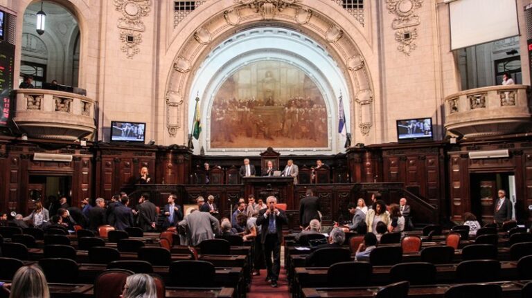Rio de Janeiro tem 1.188 candidatos a deputado estadual nas eleições 2026