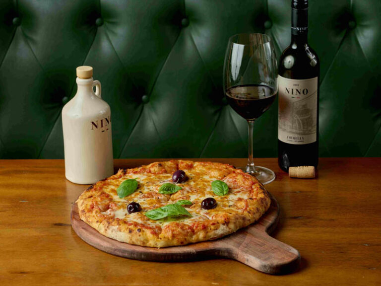 Pizzaria oferece rodízio de terça a sexta com massa de fermentação natural
