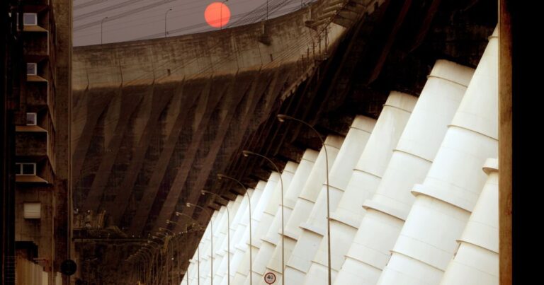 Brasil propõe tarifa de US$ 15/kW para Itaipu em 2027