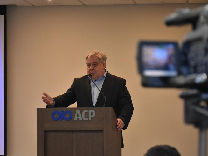 ACP reúne especialistas para debater desafios do setor automotivo no Paraná