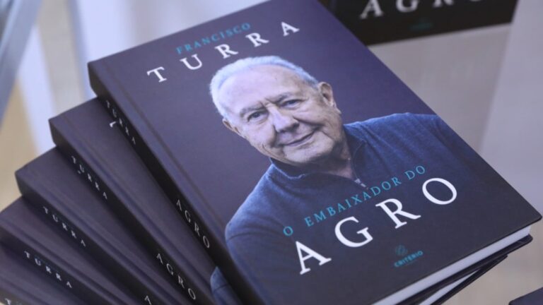 Francisco Turra lança livro sobre trajetória na agricultura e exportação de carne