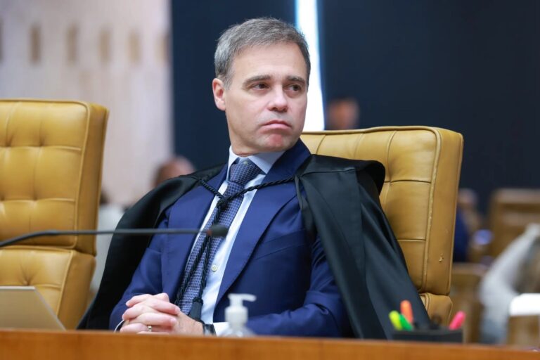 Mendonça envia manifestação ao STF antes de julgamento sobre Moraes