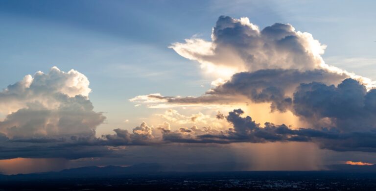 Inmet emite alertas de tempestade para Sul, Centro-Oeste e Sudeste
