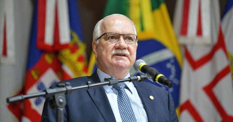 Fachin assume julgamentos do INSS Master e caso Moraes no STF