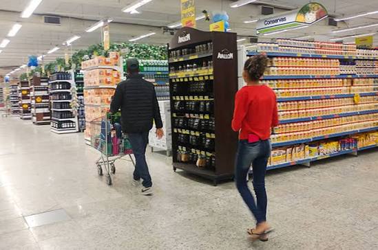 Varejo paranaense cresce 15,3% no primeiro semestre de 2026