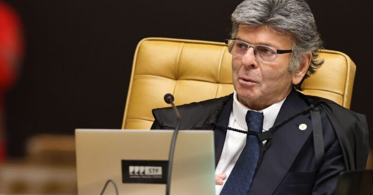 Fux vota para manter inelegibilidade de condenados por crime contra a vida