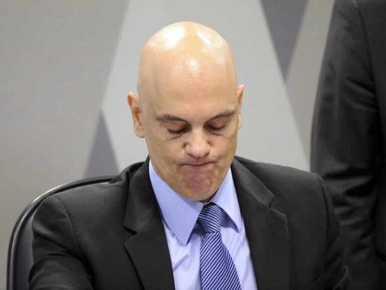 Fachin marca julgamento no STF sobre investigação de Moraes para terça-feira