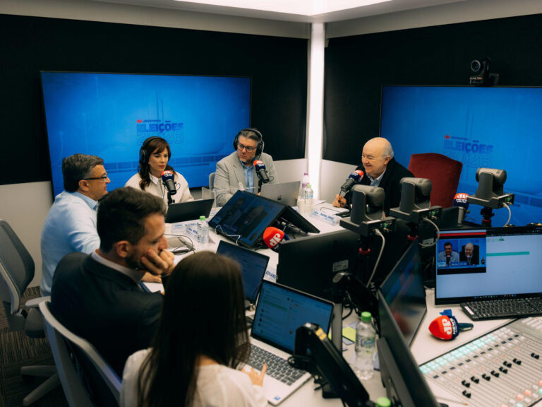 Grupo RIC amplia cobertura das eleições de 2026 com debates e entrevistas