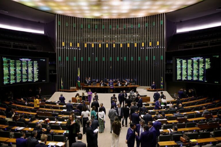 Projeto que amplia autonomia das agências fica para votação após eleições