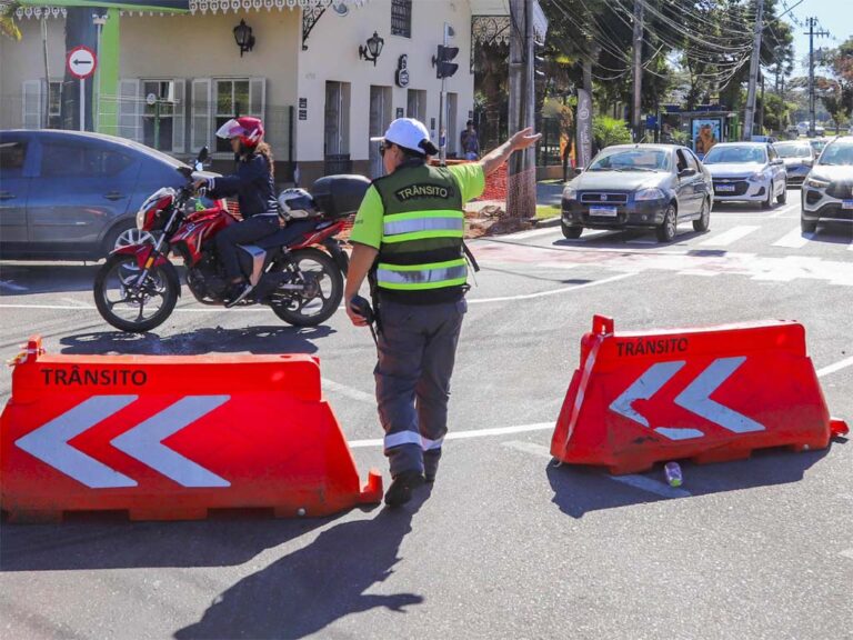 Duas corridas de rua alteram trânsito em Curitiba neste domingo