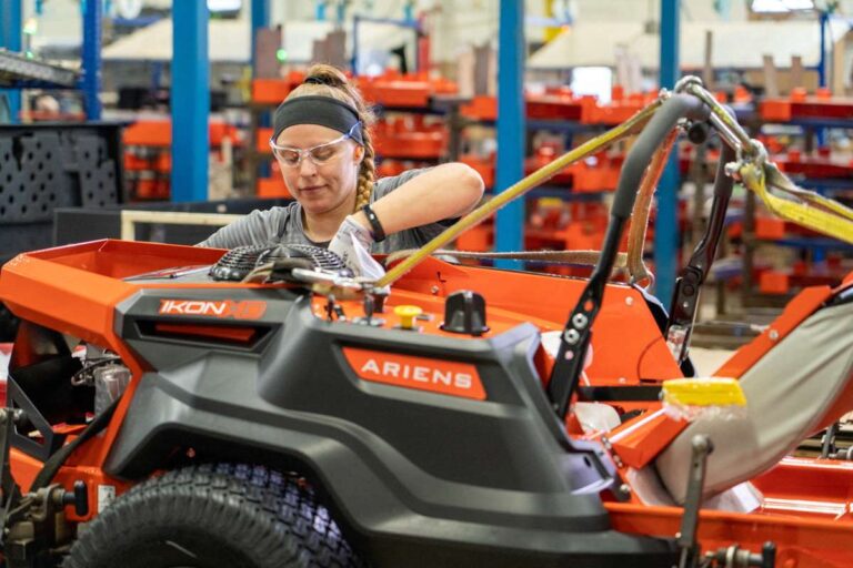 Produção industrial dos EUA sobe 0,7% em setembro e supera expectativas