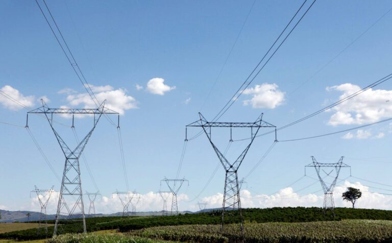 Mercado projeta desaceleração do IPCA-15 em outubro com queda de energia