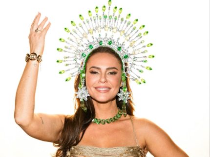 Repórteres do SBT e RedeTV quase chegam às vias de fato em coroação de Paolla Oliveira