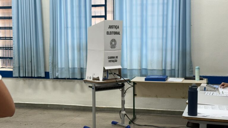 Vinte estados elegem governadores no primeiro turno das eleições 2026