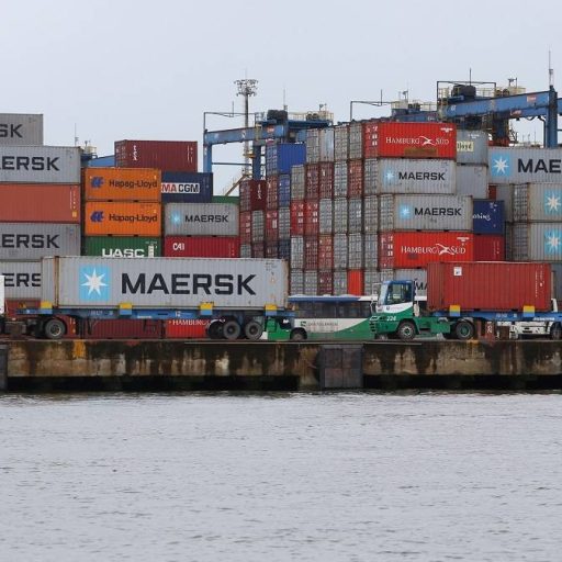 Agro e setor extrativo impulsionam superávit comercial