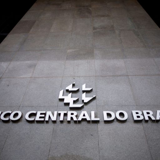 Ata do Copom revela estratégia de cortes intermitentes na Selic