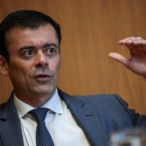 Tesouro pode agir diante da alta das taxas, diz nº 2 da Fazenda