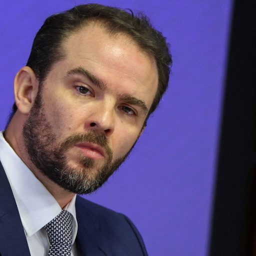Governo reavalia subsídio à gasolina com tensão no Oriente Médio