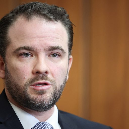Ministro Durigan nega crise generalizada no varejo brasileiro