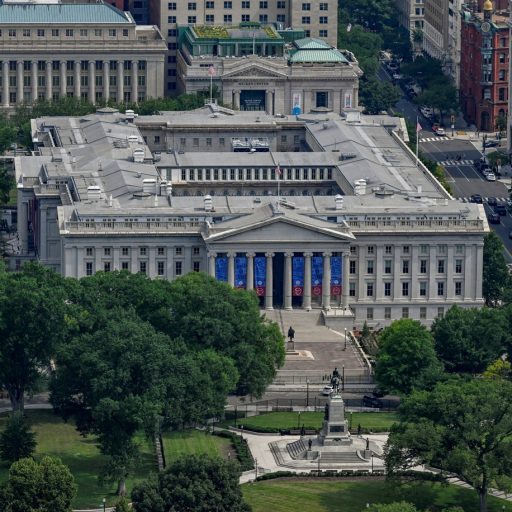 EUA ultrapassam marca histórica de US$ 40 trilhões em dívida pública